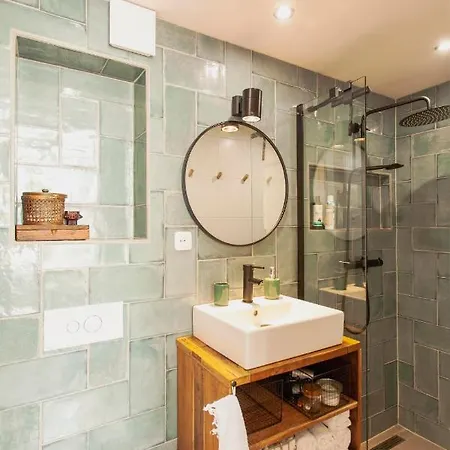 Lovely And Charming Near Center, Close To Rotterdam Guest house Dordrecht