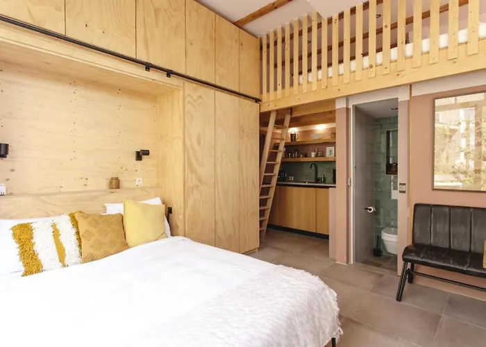 Lovely And Charming Near Center, Close To Rotterdam Dordrecht